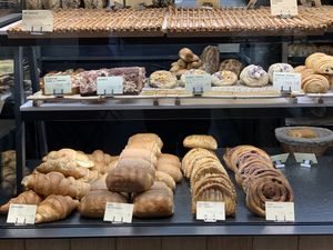 Mouth watering   at Land & Monkeys - Turenne in Paris