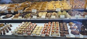  at Land & Monkeys - Turenne in Paris