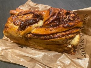 Babka  at Land & Monkeys - Turenne in Paris