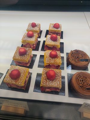  at Land & Monkeys - Turenne in Paris