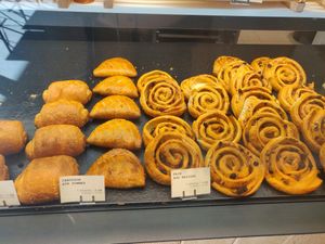  at Land & Monkeys - Turenne in Paris