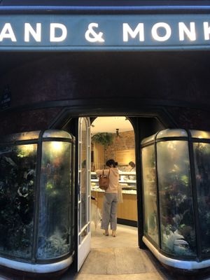 Outside   at Land & Monkeys - Turenne in Paris