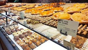  at Land & Monkeys - Turenne in Paris