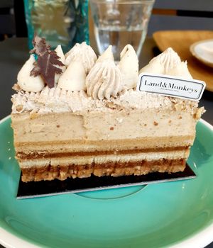  at Land & Monkeys - Turenne in Paris