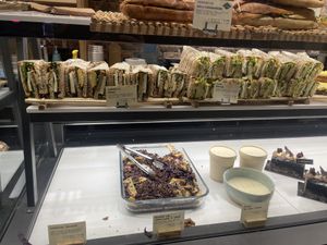 Sandwiches #Veganuary at Land & Monkeys - Turenne in Paris