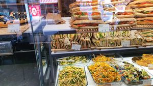  at Land & Monkeys - Turenne in Paris