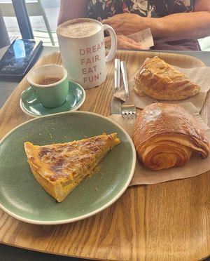  at Land & Monkeys - Turenne in Paris