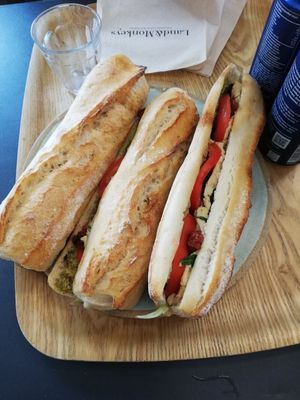  at Land & Monkeys - Turenne in Paris