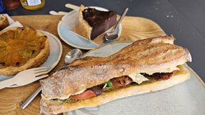  at Land & Monkeys - Turenne in Paris