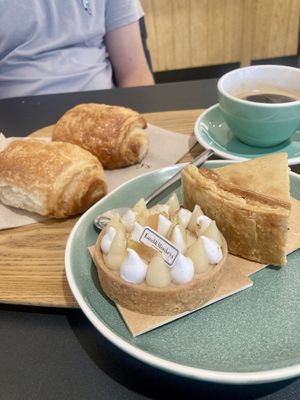   at Land & Monkeys - Turenne in Paris