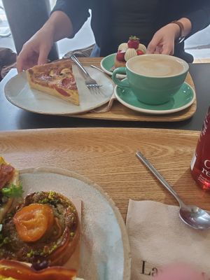 Quiche  coffee comes with oat milk at Land & Monkeys - Turenne in Paris