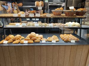  at Land & Monkeys - Turenne in Paris