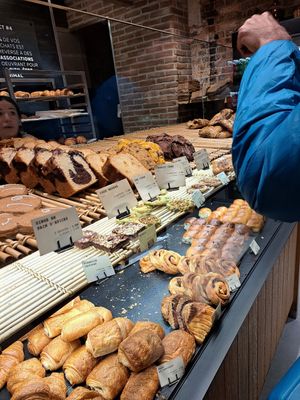 Pastry sekection at Land & Monkeys - Turenne in Paris