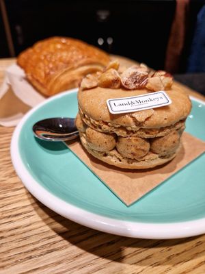  at Land & Monkeys - Turenne in Paris