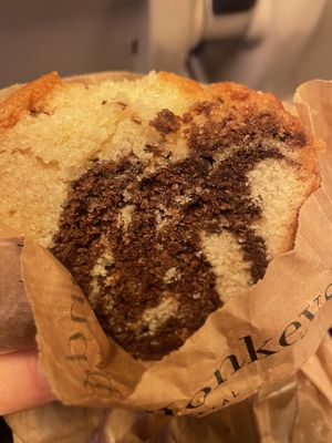 Marbré cake  at Land & Monkeys - Turenne in Paris