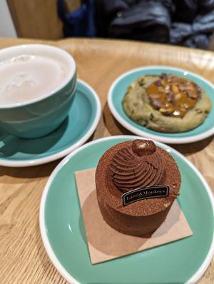  at Land & Monkeys - Turenne in Paris