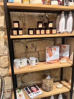   at Land & Monkeys - Turenne in Paris