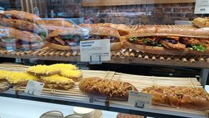  at Land & Monkeys - Turenne in Paris