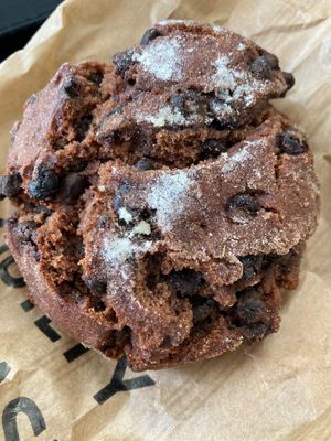 Moon bread ❤️ at Land & Monkeys - Turenne in Paris