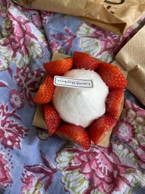   at Land & Monkeys - Turenne in Paris