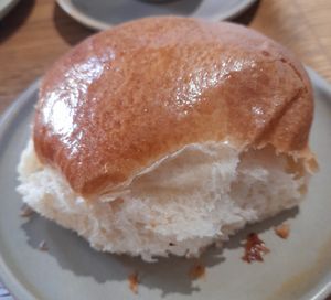 Pan brioche at Land & Monkeys - Turenne in Paris