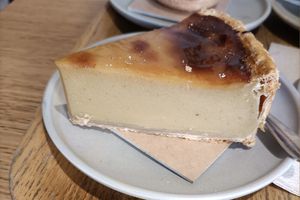 Flan Vanille at Land & Monkeys - Turenne in Paris