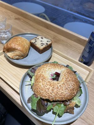   at Land & Monkeys - Turenne in Paris