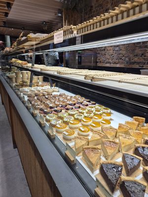  at Land & Monkeys - Turenne in Paris