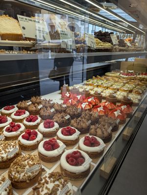  at Land & Monkeys - Turenne in Paris