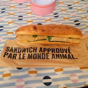 Bahn mi at Land & Monkeys - Turenne in Paris