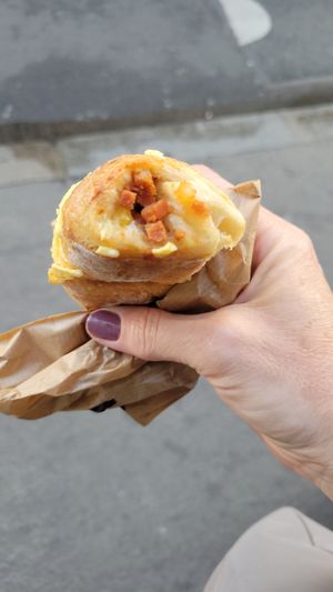 Petit pan ham n cheese at Land & Monkeys - Turenne in Paris