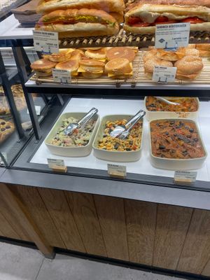  at Land & Monkeys - Turenne in Paris