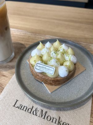   at Land & Monkeys - Turenne in Paris