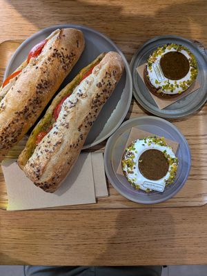  at Land & Monkeys - Turenne in Paris