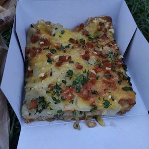 Ham, cheese and onion focaccia: yummmm at Land & Monkeys - Turenne in Paris