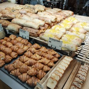  at Land & Monkeys - Turenne in Paris