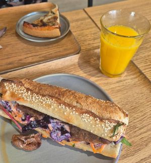  at Land & Monkeys - Turenne in Paris