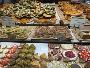  at Land & Monkeys - Turenne in Paris