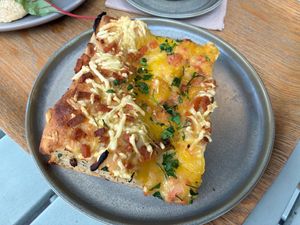 Onion & lardons focaccia at Land & Monkeys - Turenne in Paris