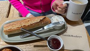  at Land & Monkeys - Turenne in Paris