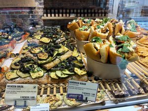 Focaccia and kebab sandwich at Land & Monkeys - Turenne in Paris