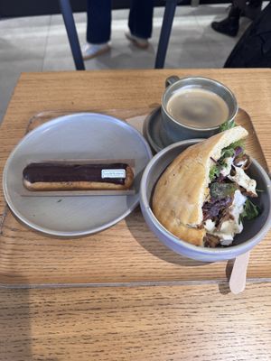   at Land & Monkeys - Turenne in Paris