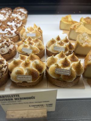 Lemon meringue   at Land & Monkeys - Turenne in Paris