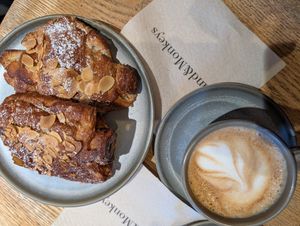  at Land & Monkeys - Turenne in Paris