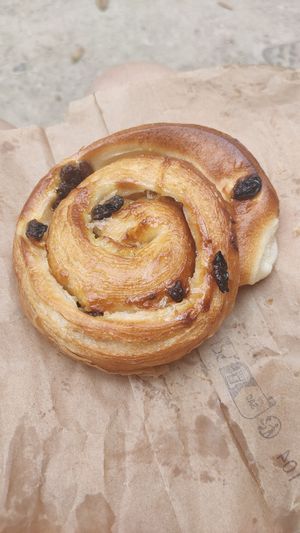 Pain aux raisins at Land & Monkeys - Turenne in Paris