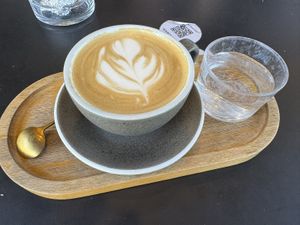 Latte  at Arbuste in Caen