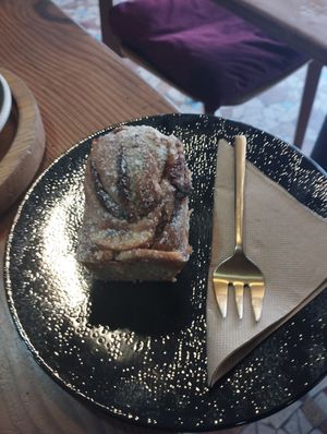 Banana cake at Arbuste in Caen