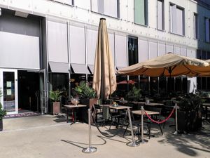Entrance + Terrace at Døgnvill Burger - Opera House in Oslo