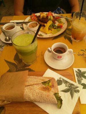 Vegan burrito and pancakes at Shake Café in Florence