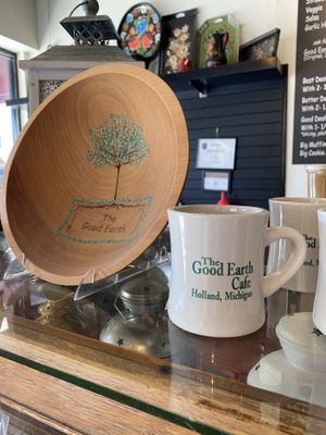 Shop at The Good Earth Cafe in Holland